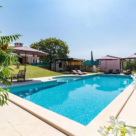 Olive Garden Sianna With Spacious Pool Villa