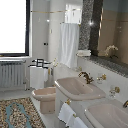 Olive Garden Sianna With Spacious Pool Vodnjan