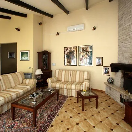 Villa Olive Garden Sianna With Spacious Pool *